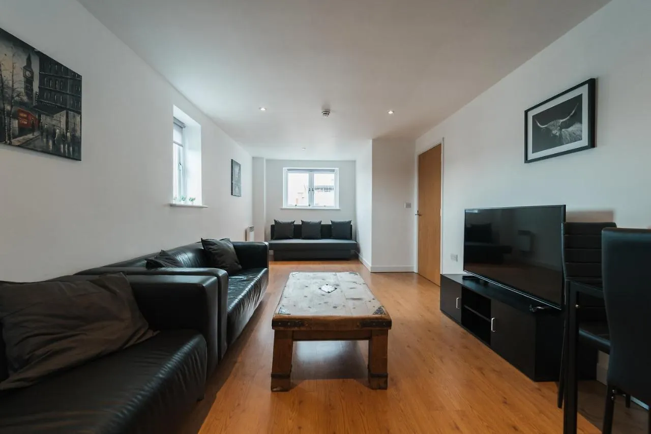 Lovely 2 Bedroom Flat Next To Victoria Park London Apartment
